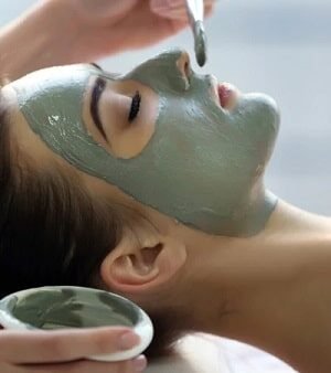 Facial + Ahlan Lounge Access @ DXB - Terminal 3