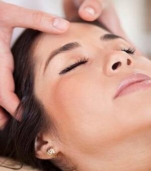 Head Massage + Ahlan Lounge Access @ DXB - Terminal 3